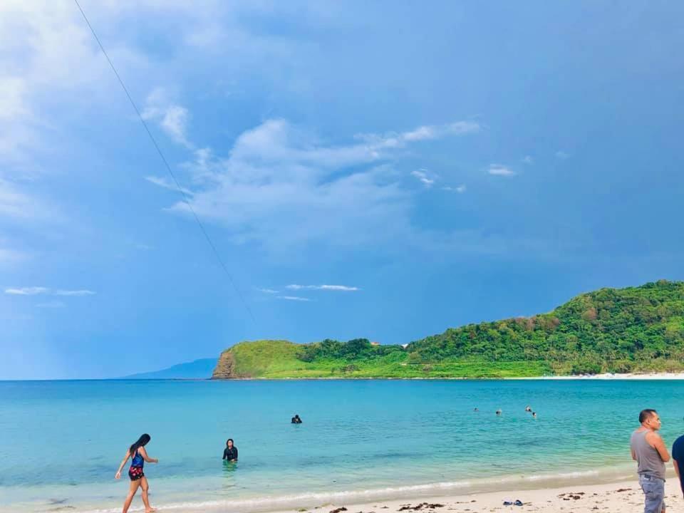 Blue Lagoon Inn, Pagudpud Bagian luar foto