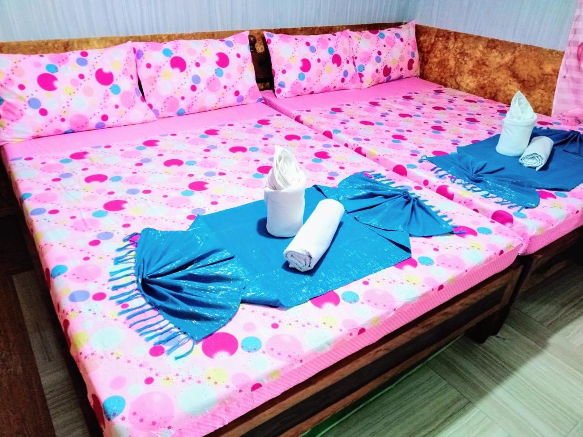Blue Lagoon Inn, Pagudpud Bagian luar foto